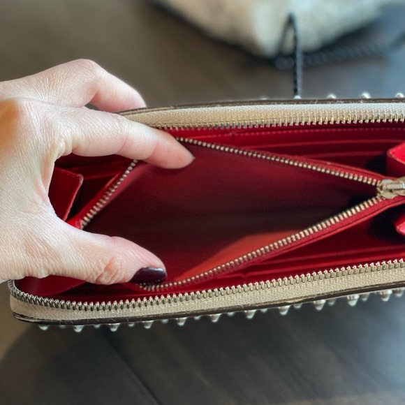 Christian Louboutin Panettone wallet💗 - Picture 4 of 6